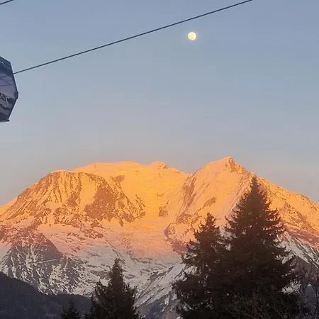 Le Tete Pied Centre/telecabine Saint-gervais *
